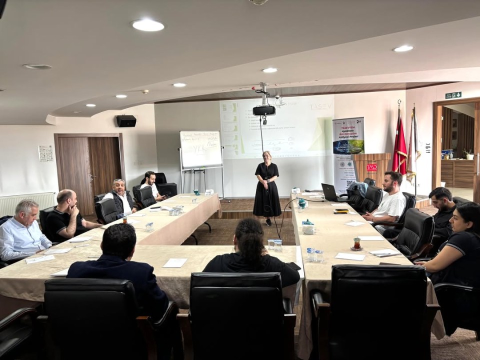 "DÖNGÜSEL EKONOMİ" EĞİTİMİ TASD'DE GERÇEKLEŞTİRİLDİ