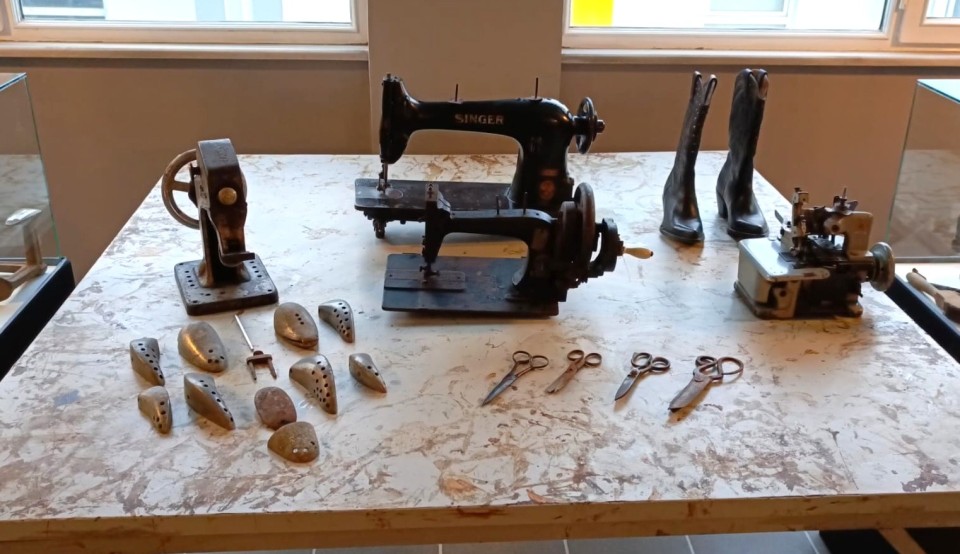 TASEV AYAKKABI MÜZESİ'NE ANLAMLI DESTEK